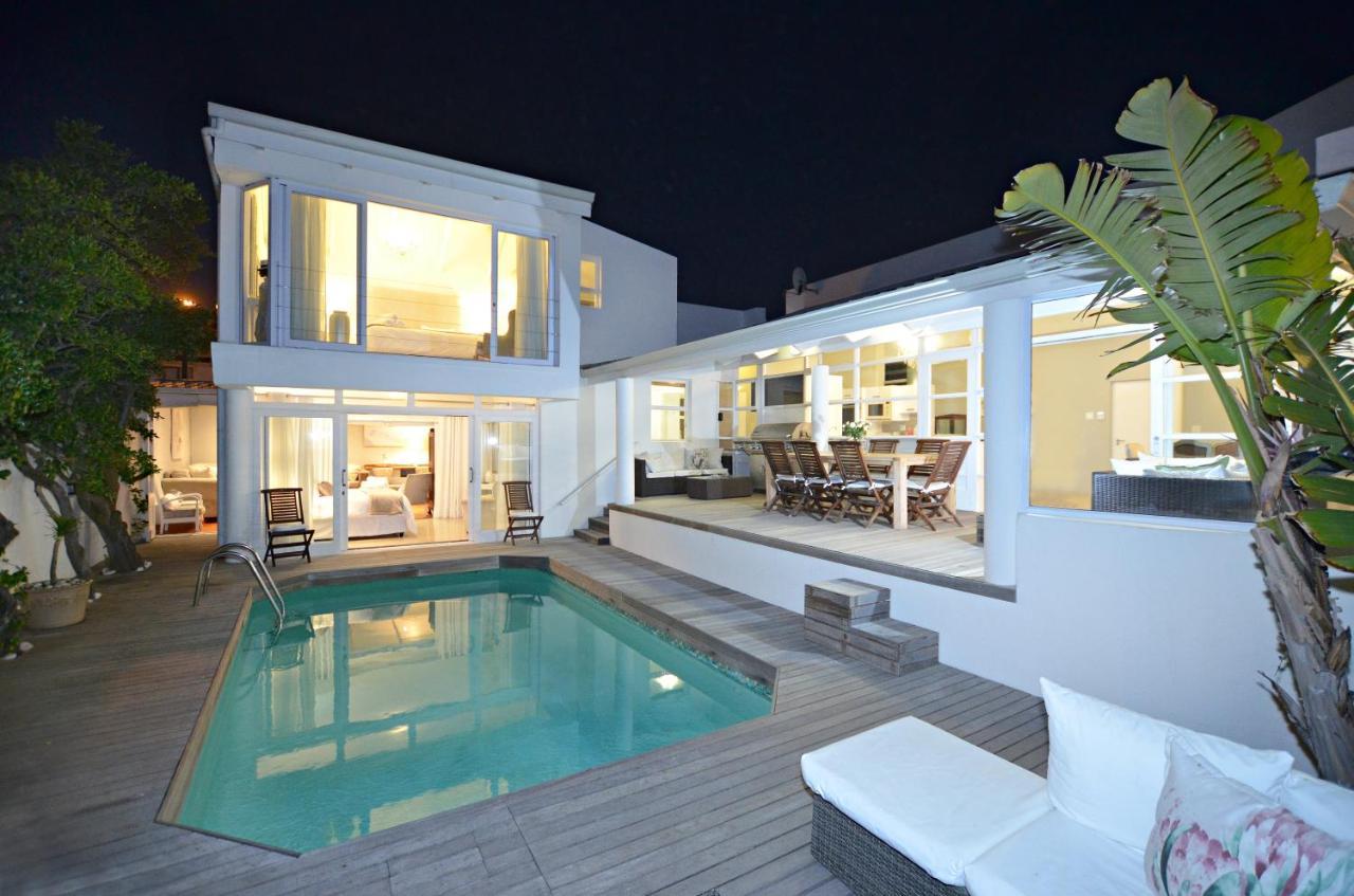 White Waves Beach House โบลแบร์กสตรานด์ ภายนอก รูปภาพ