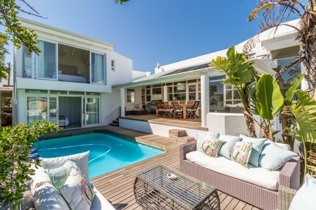 White Waves Beach House โบลแบร์กสตรานด์ ภายนอก รูปภาพ