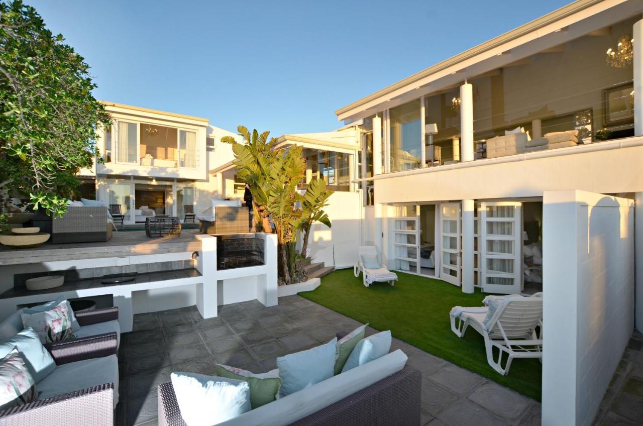 White Waves Beach House โบลแบร์กสตรานด์ ภายนอก รูปภาพ