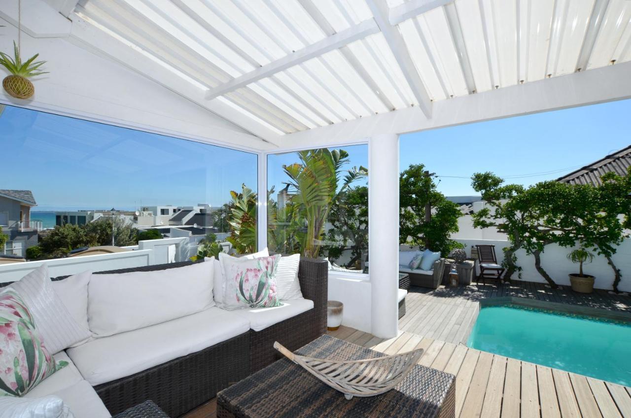 White Waves Beach House โบลแบร์กสตรานด์ ภายนอก รูปภาพ