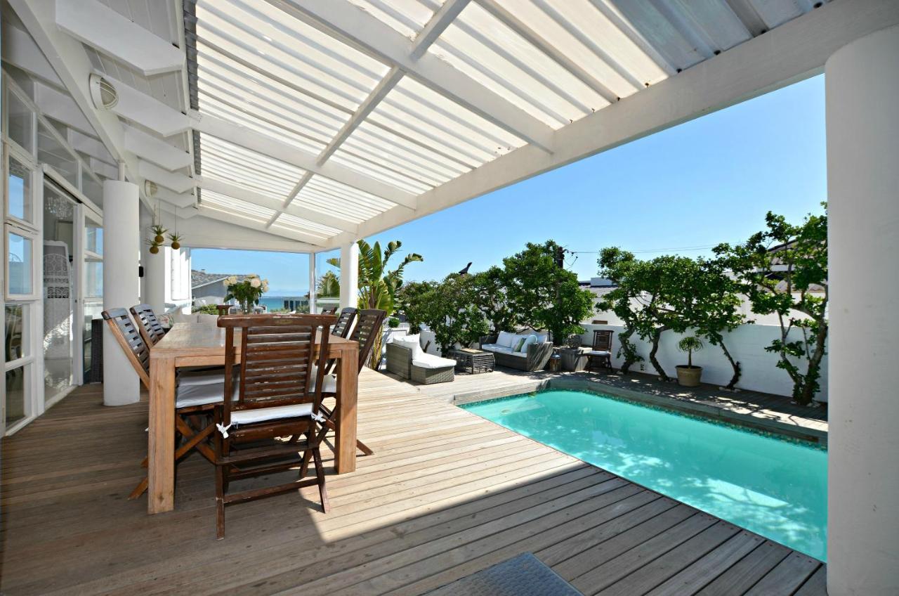 White Waves Beach House โบลแบร์กสตรานด์ ภายนอก รูปภาพ