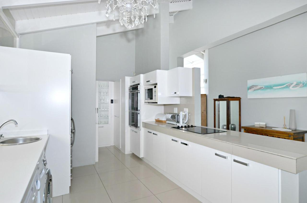 White Waves Beach House โบลแบร์กสตรานด์ ภายนอก รูปภาพ